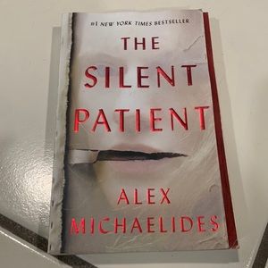 Silent Patient by Alex Michaelides